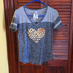 Small top grey, light/breathable material